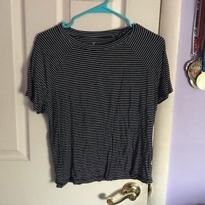 Black and white short sleeve tshirt